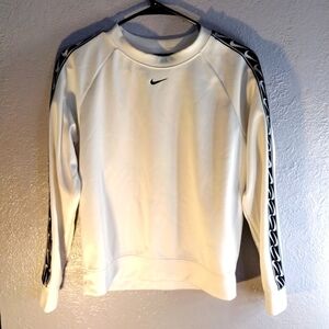 Woman's Nike Crewneck Sweatshirt with Logo Stripes on each Sleeve. BV3443133 XS